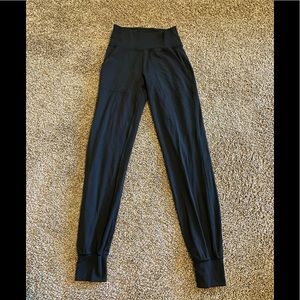 Lululemon Align Jogger 28”